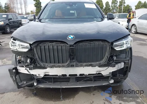 2022 BMW X3 xDrive30I z USA, uszkodzony, nr VIN 5UX53DP05N9M09803